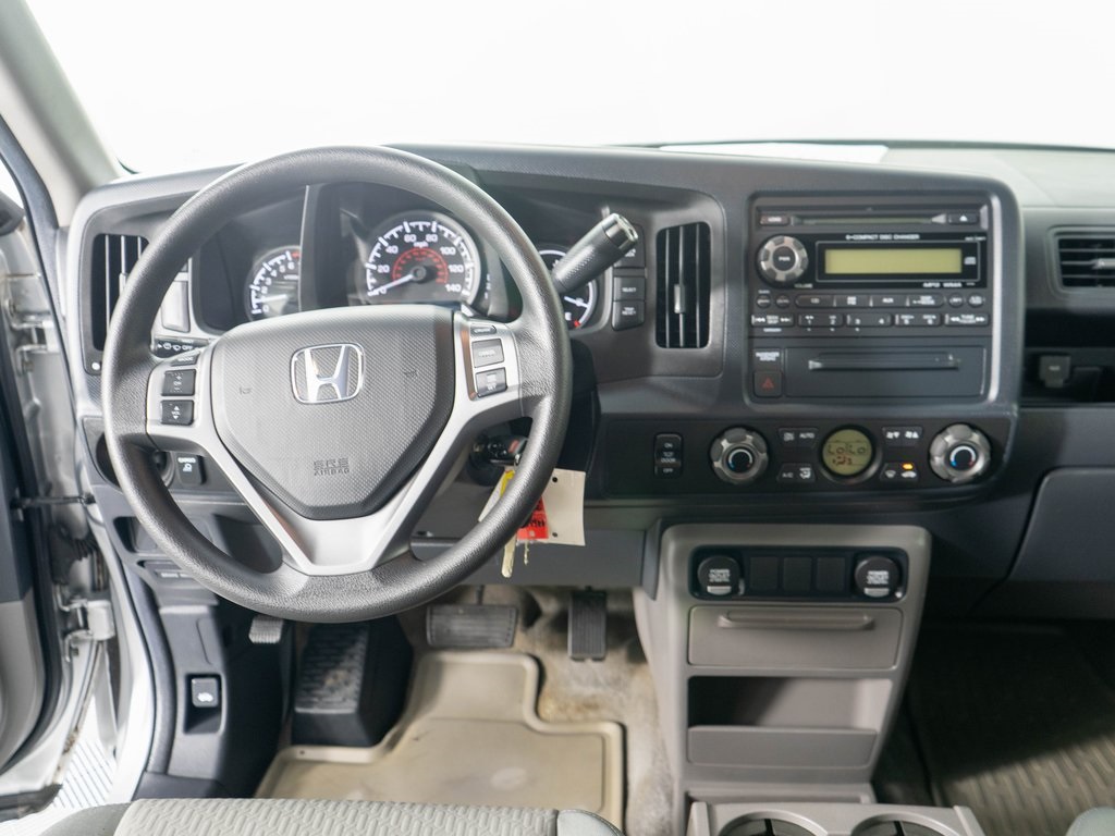 2010 Honda Ridgeline RTS photo 12