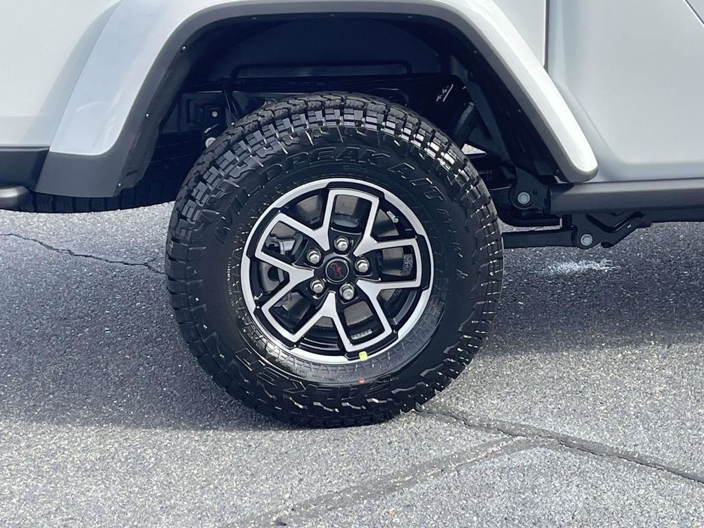 2025 Jeep Gladiator Rubicon photo 11