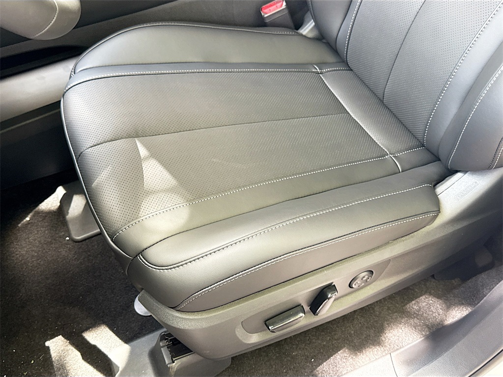 2026 Infiniti QX60 Luxe photo 18