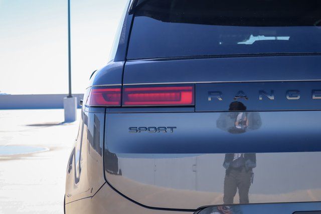 2025 Land Rover Range Rover Sport Autobiography photo 6