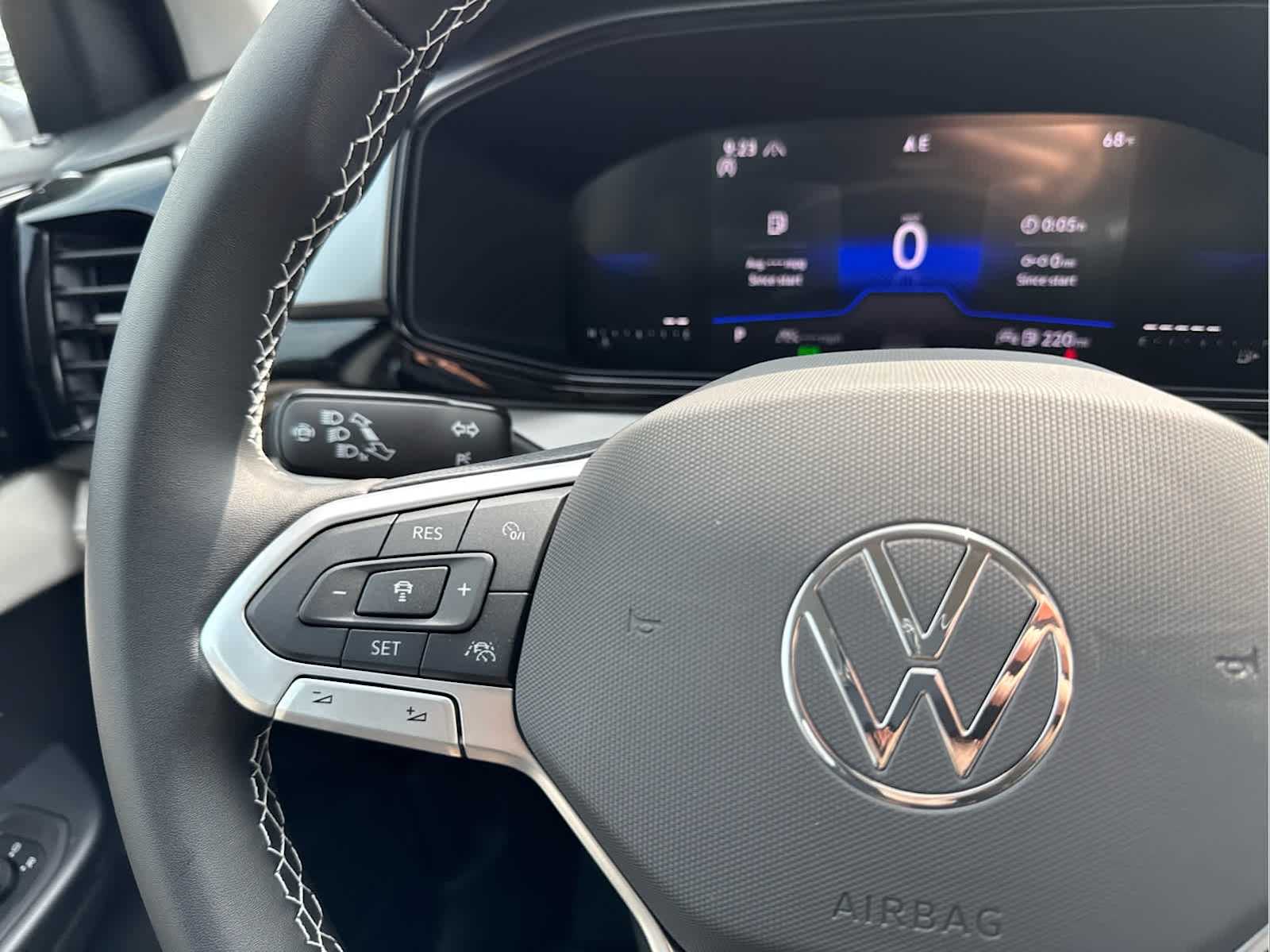 2025 Volkswagen Taos S photo 18