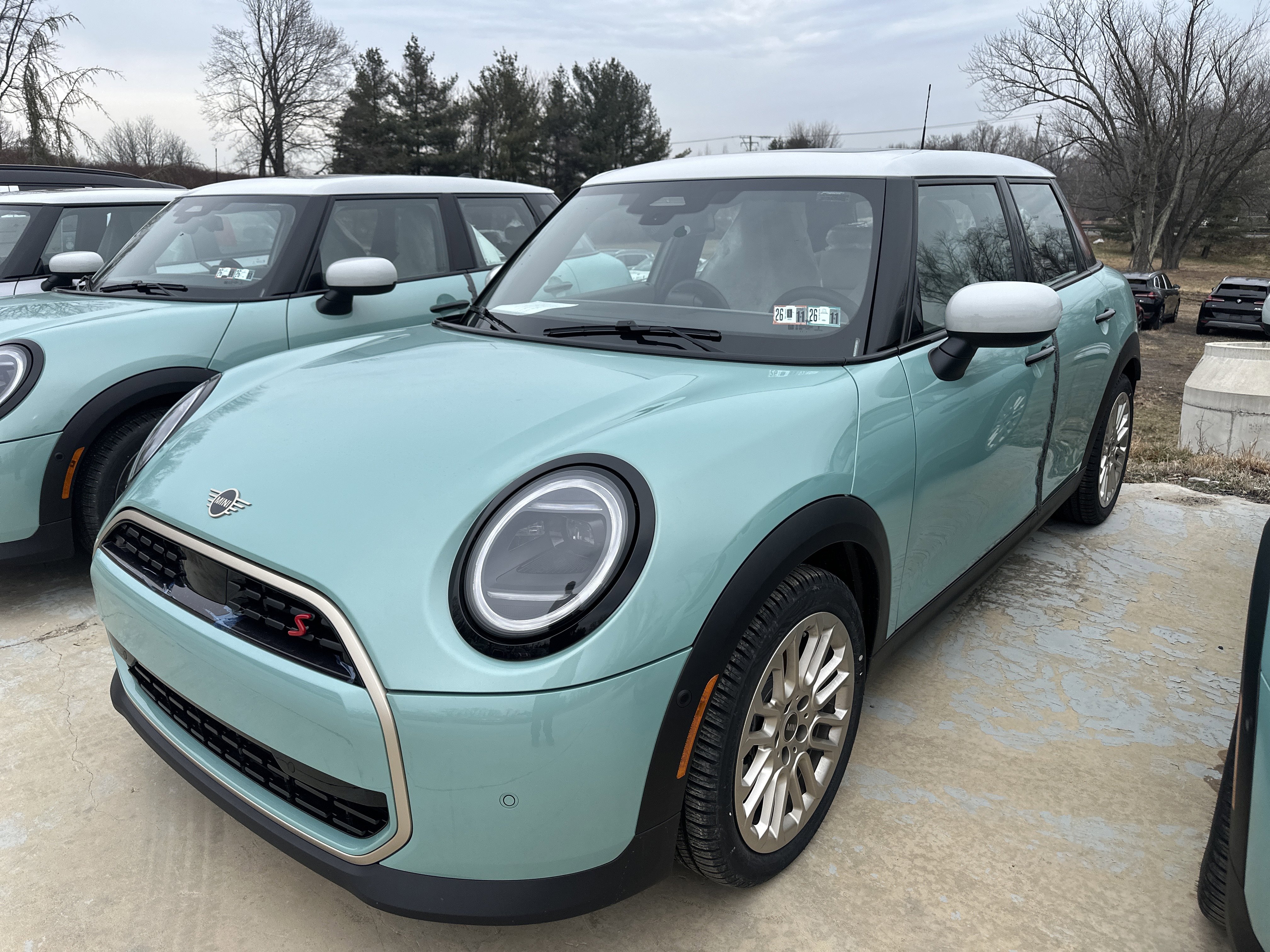 2026 MINI Hardtop 4 Door S's photo