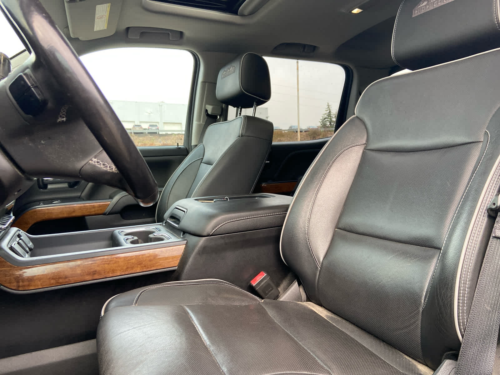 2019 Chevrolet Silverado 2500HD High Country photo 11
