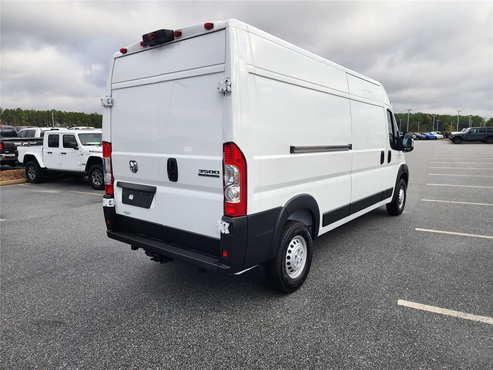 2026 Ram ProMaster 3500 photo 4
