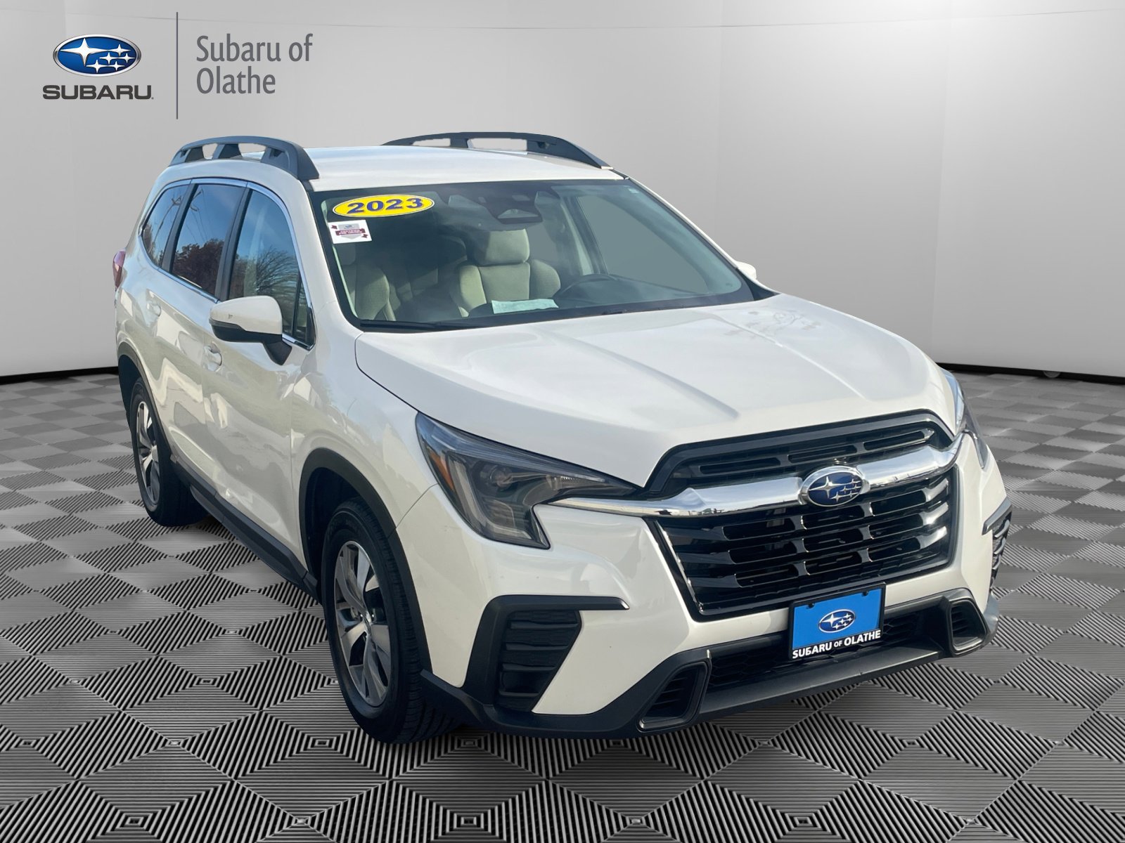2023 Subaru Ascent Premium's photo