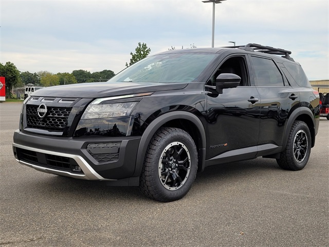 2025 Nissan Pathfinder Rock Creek photo 4