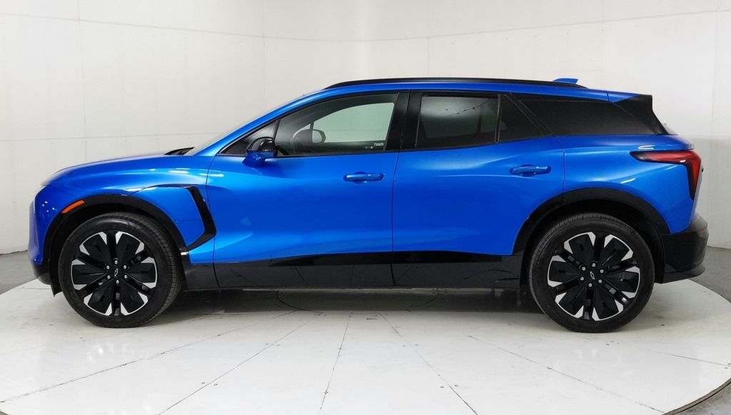 2024 Chevrolet Blazer EV RS photo 3
