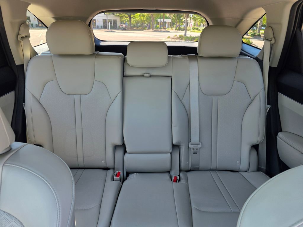 2022 Kia Sorento S photo 24