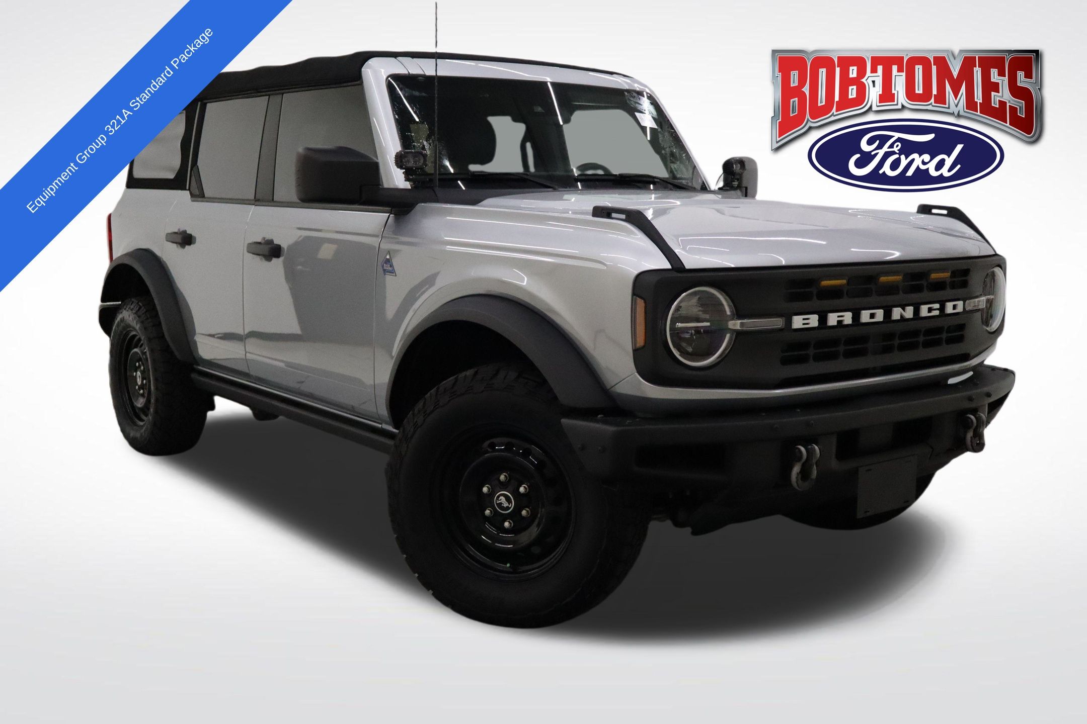 2022 Ford Bronco 4-Door Black Diamond's photo
