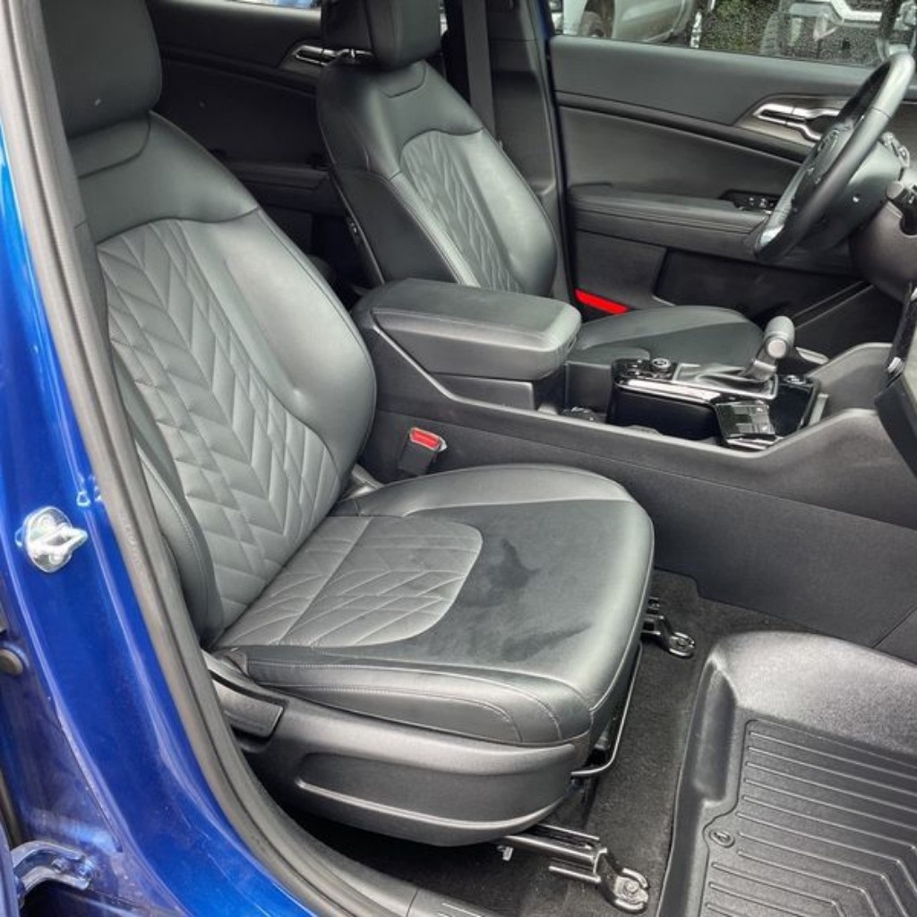 2025 Kia Sportage X-Line photo 12