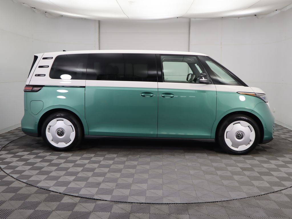 2025 Volkswagen ID. Buzz photo 4