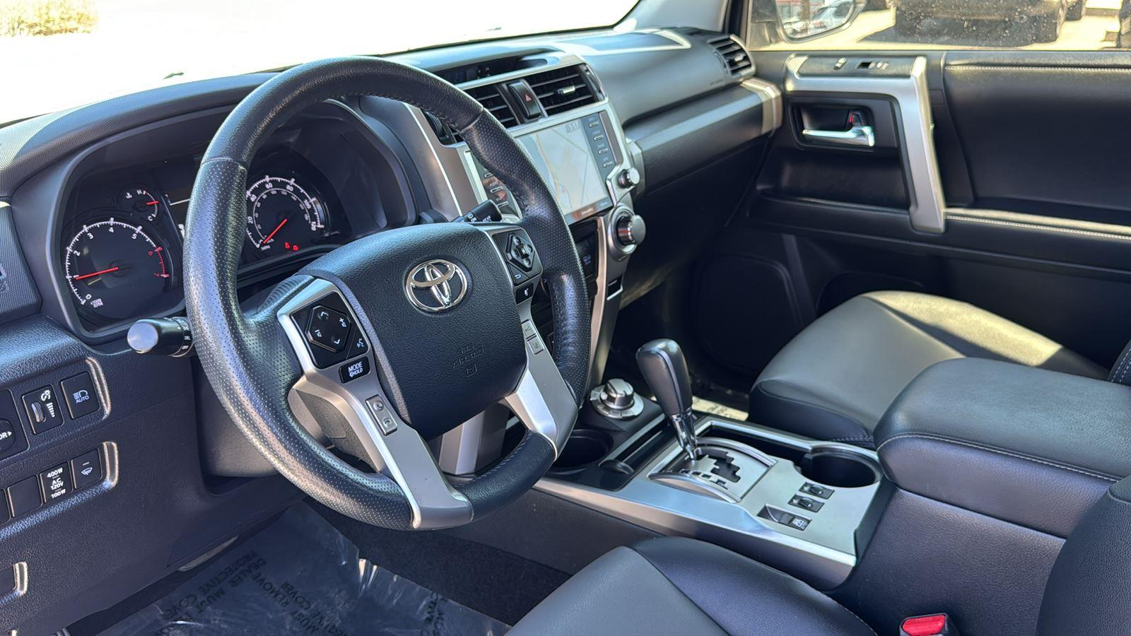 2023 Toyota 4Runner SR5 Premium photo 23