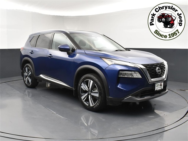 2023 Nissan Rogue SL's photo