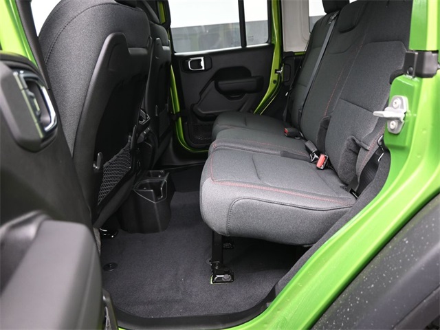 2025 Jeep Wrangler Rubicon photo 14