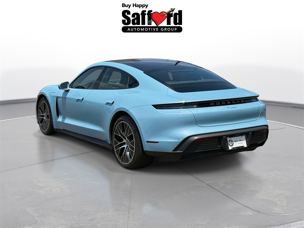 2022 Porsche Taycan Base photo 6