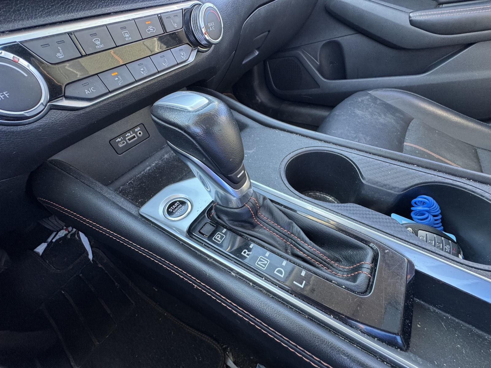 2022 Nissan Altima 2.5 SR photo 16