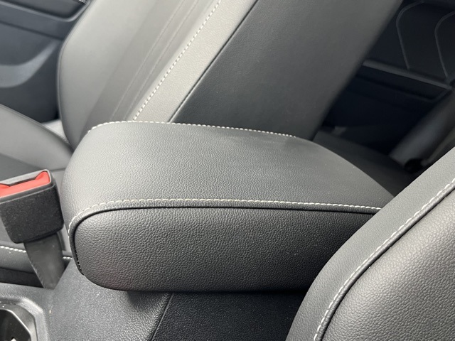 2024 Volkswagen Tiguan SE R-Line Black photo 40