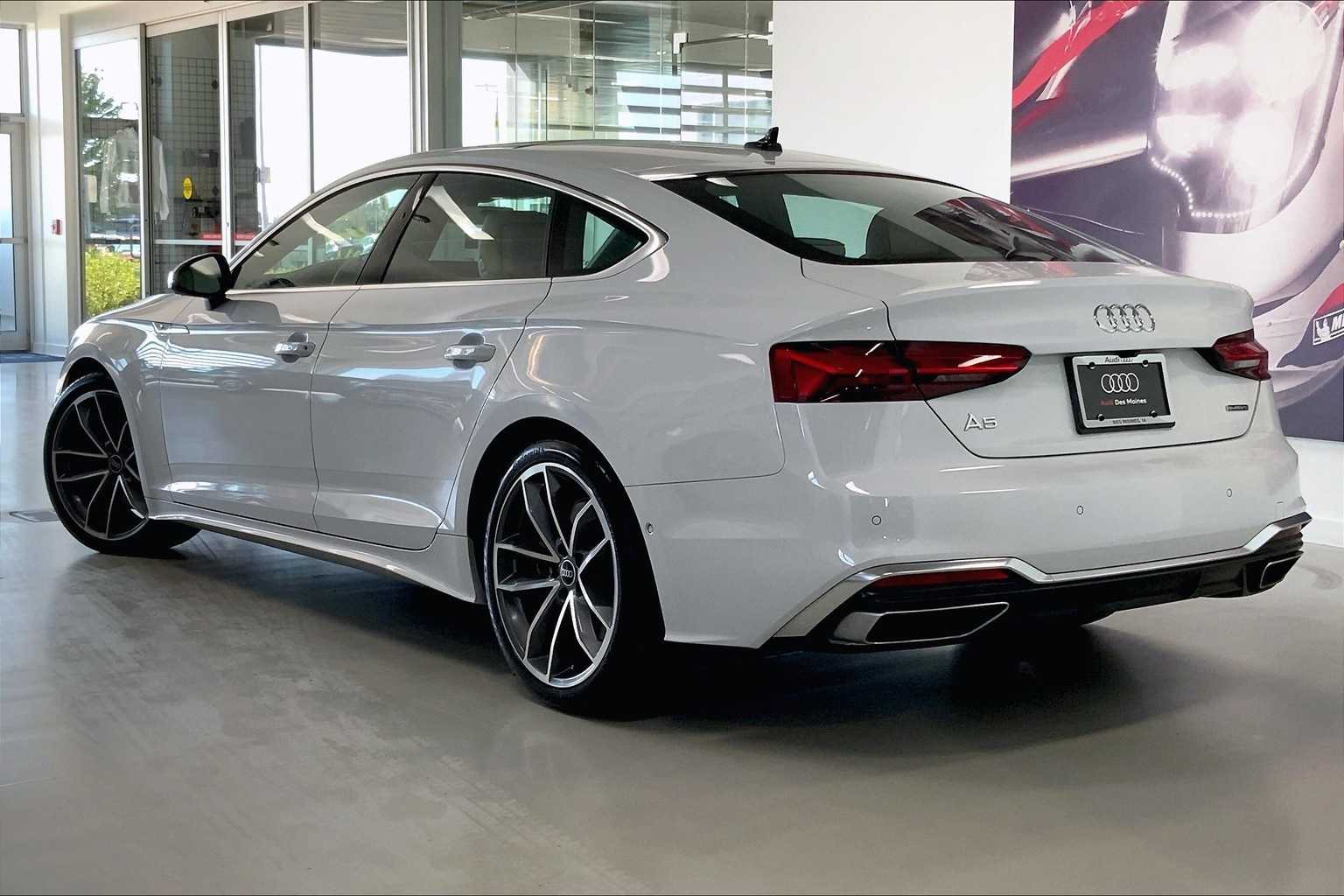 2022 Audi A5 S line Quattro Prestige photo 4