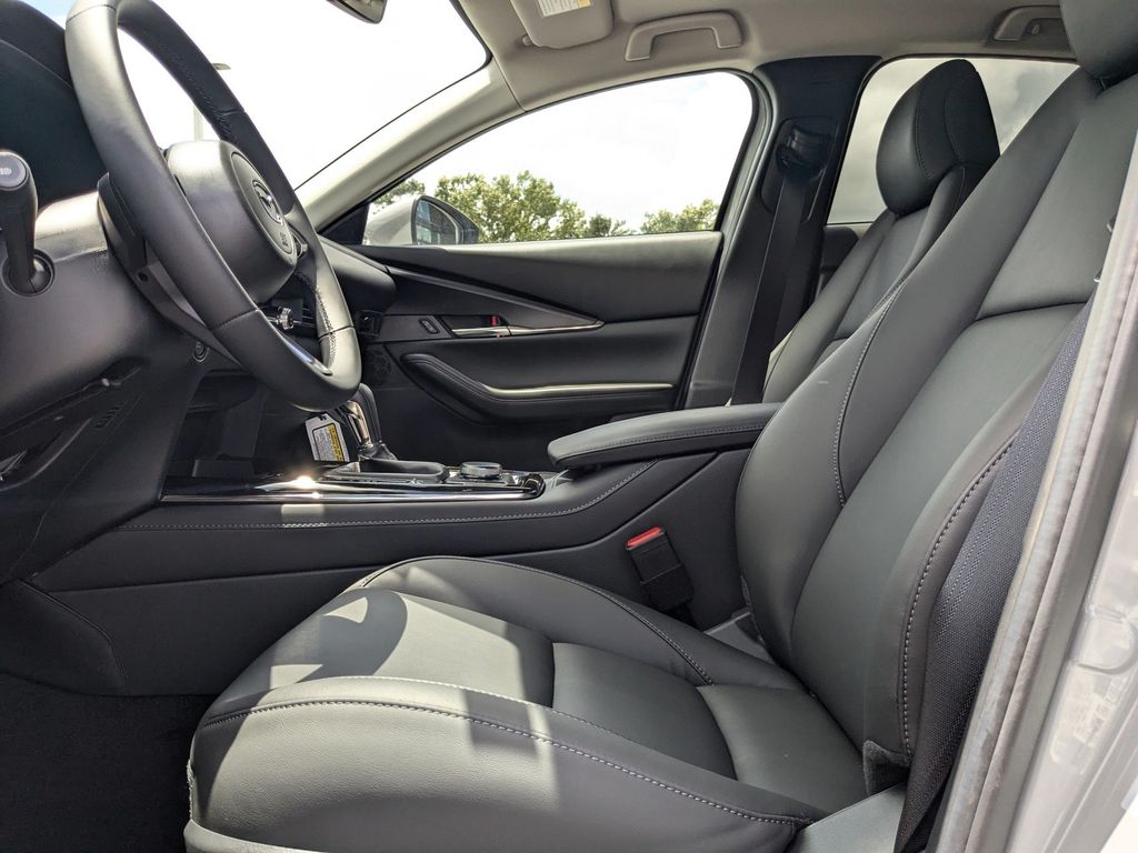 2025 Mazda CX-30 2.5 S Preferred photo 20