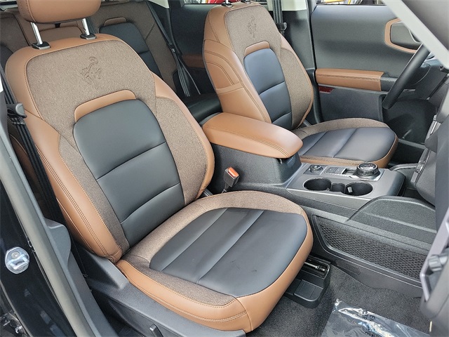 2025 Ford Bronco Sport Outer Banks photo 15