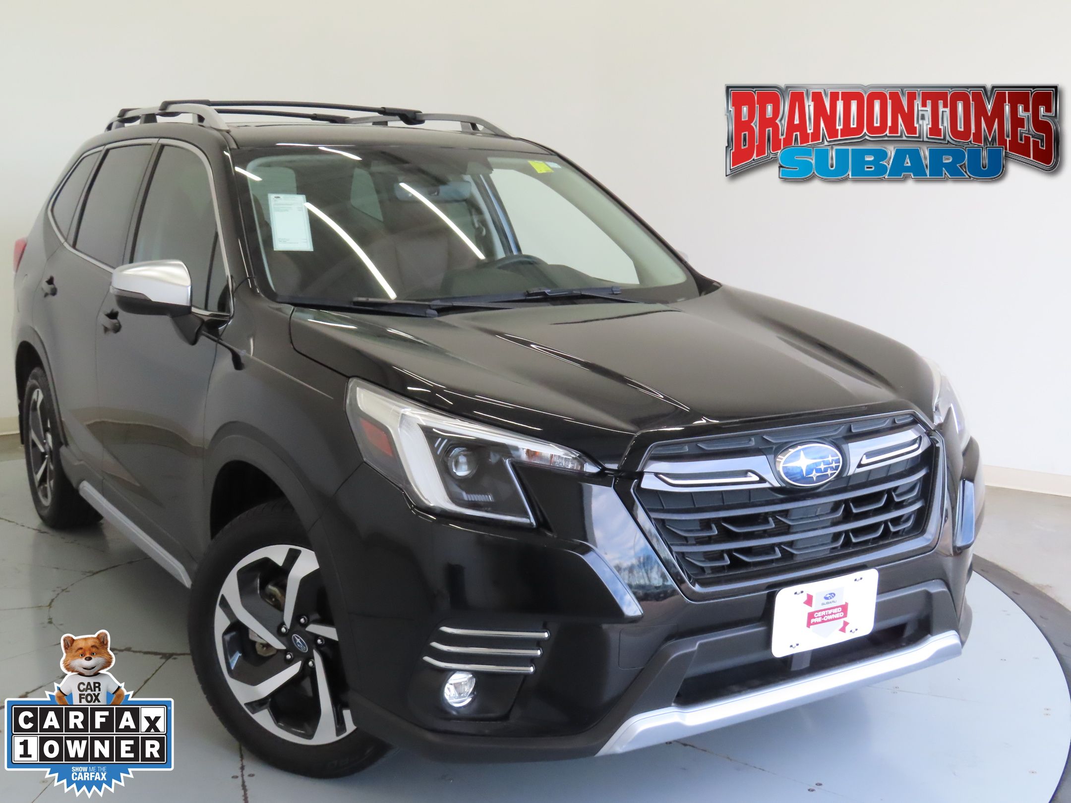 2022 Subaru Forester Touring's photo