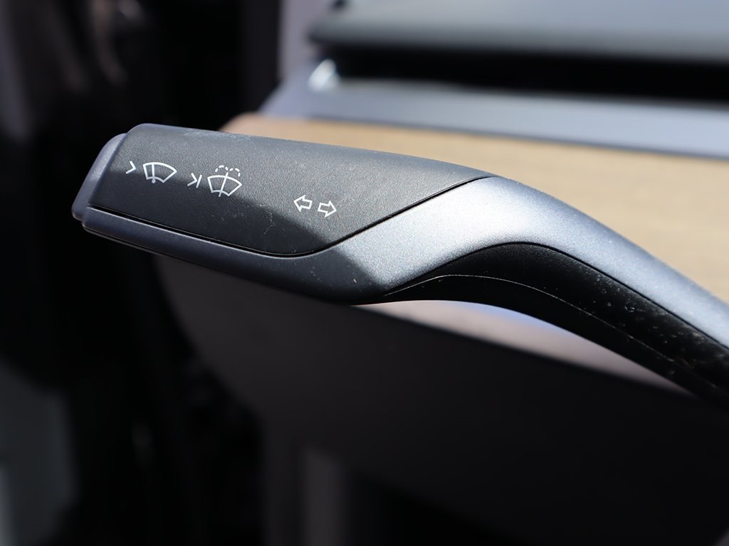 2021 Tesla Model 3 Standard Range Plus photo 40