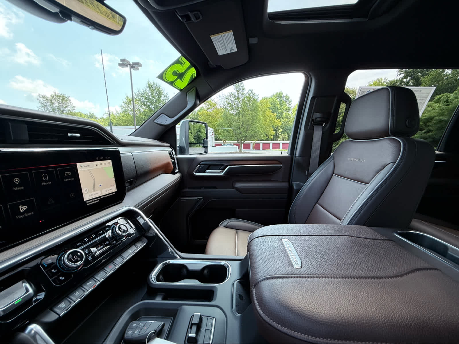 2025 Gmc Sierra 2500 HD Denali photo 25