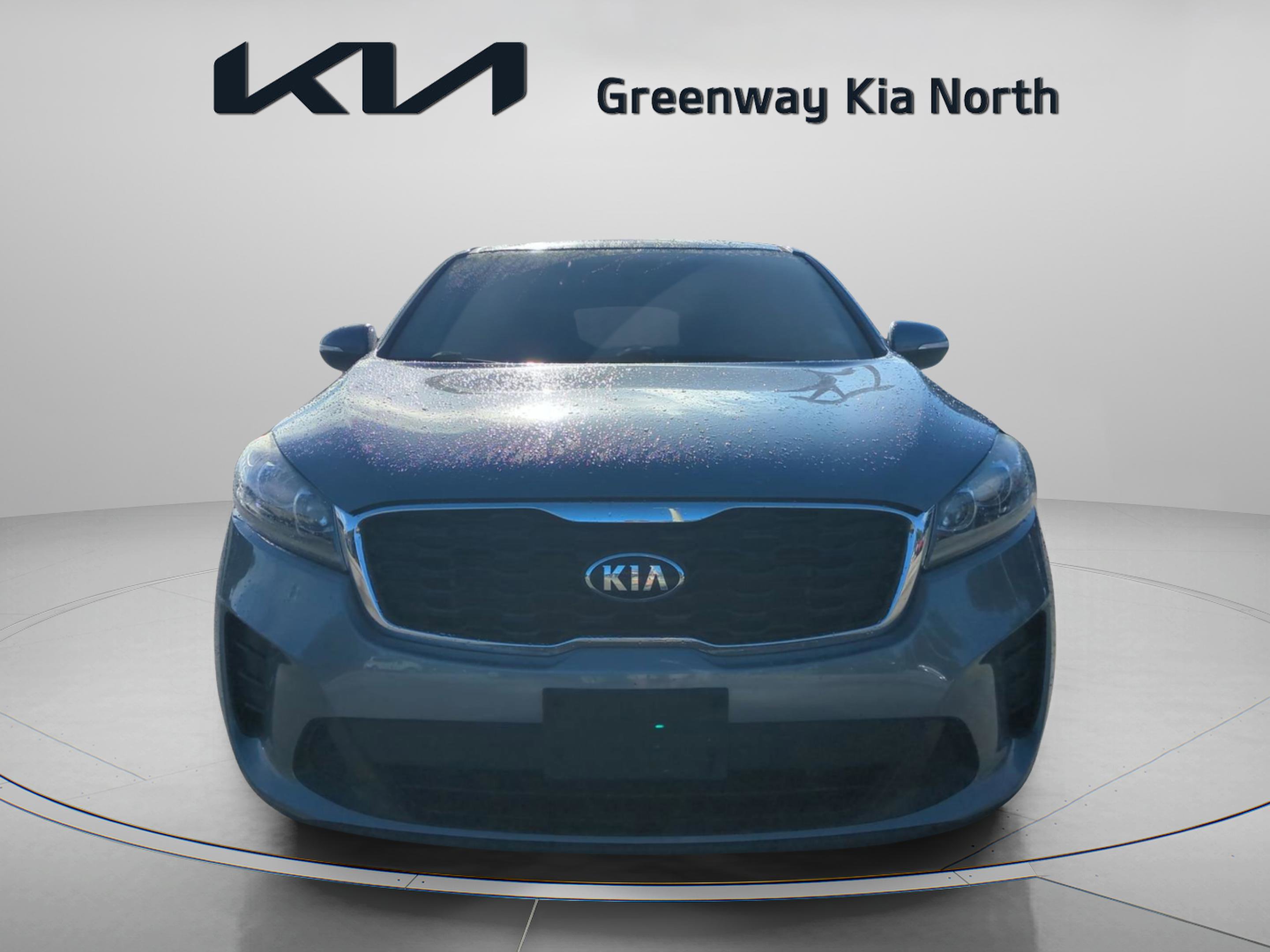 2020 Kia Sorento LX photo 3