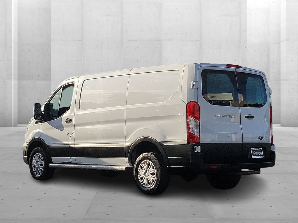2024 Ford Transit photo 2
