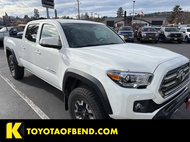 2017 Toyota Tacoma TRD Off Road's photo