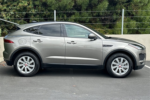 2018 Jaguar E-PACE S photo 5