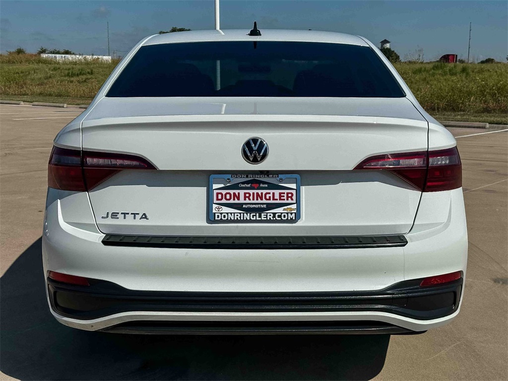 2023 Volkswagen Jetta 1.5T S photo 4