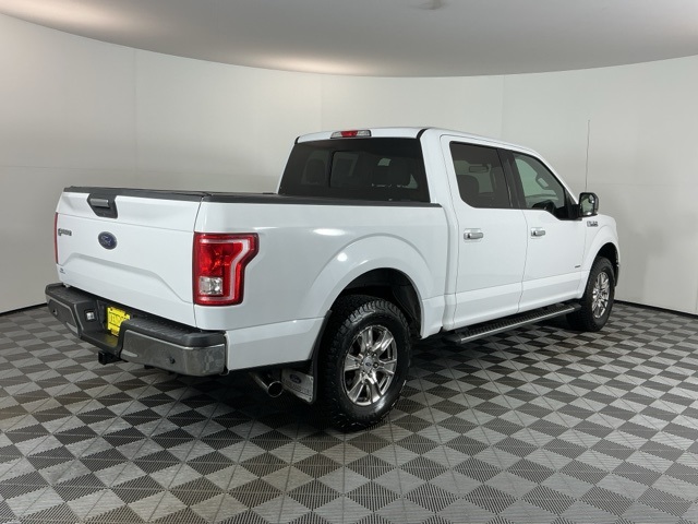2016 Ford F-150 XLT photo 4