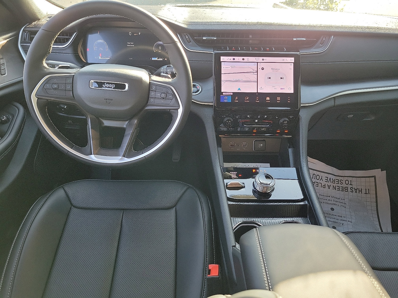 2025 Jeep Grand Cherokee Limited photo 4