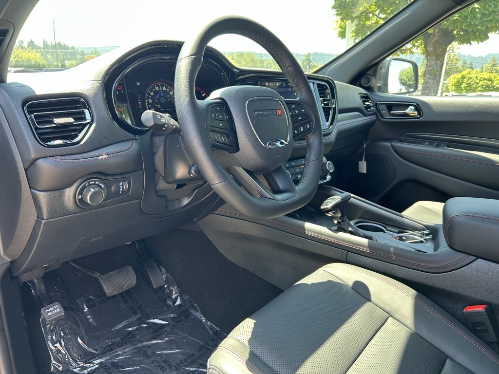 2025 Dodge Durango R/T Plus photo 9