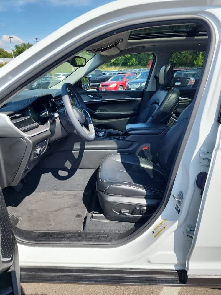 2022 Jeep Cherokee Limited 4xe photo 4