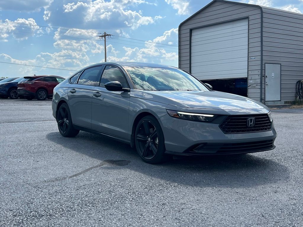 2023 Honda Accord Hybrid Sport-L photo 2