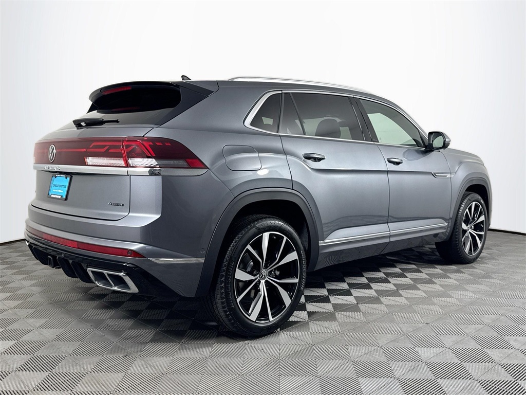 2025 Volkswagen Atlas Cross Sport SEL Premium R-Line photo 11