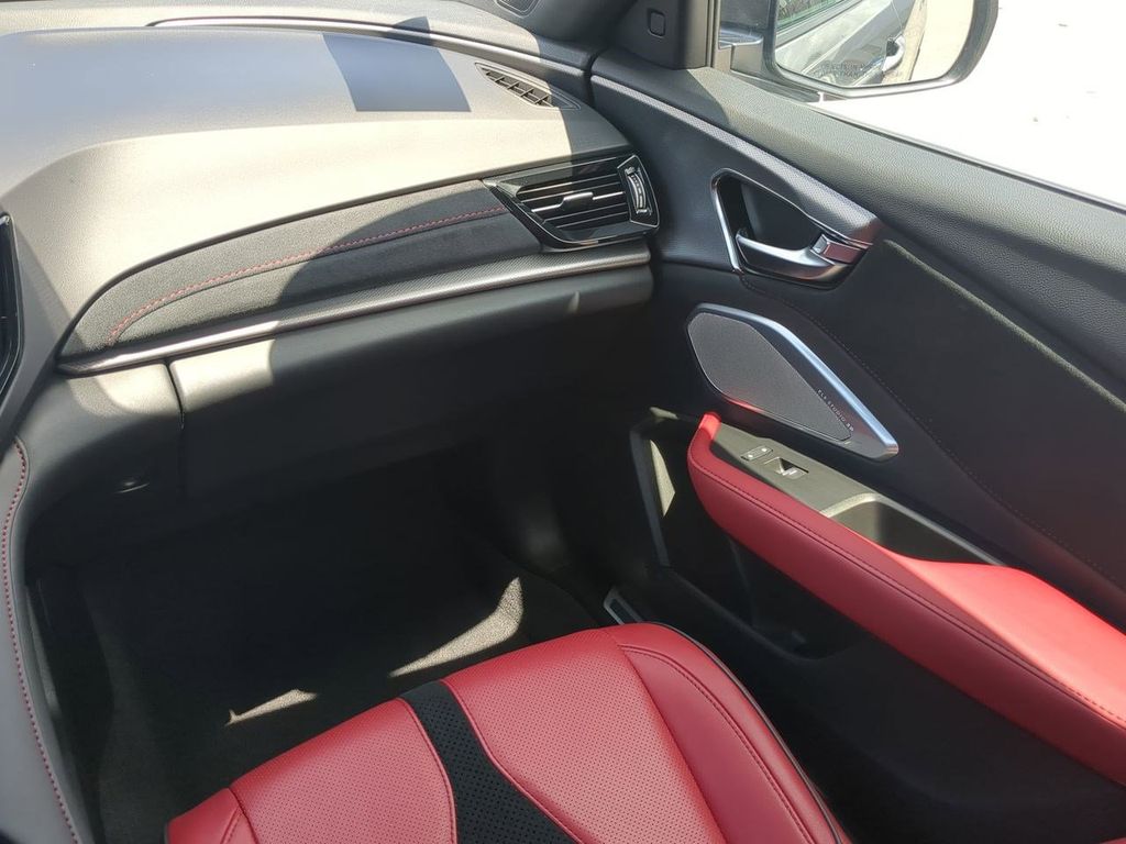2022 Acura RDX A-Spec photo 17