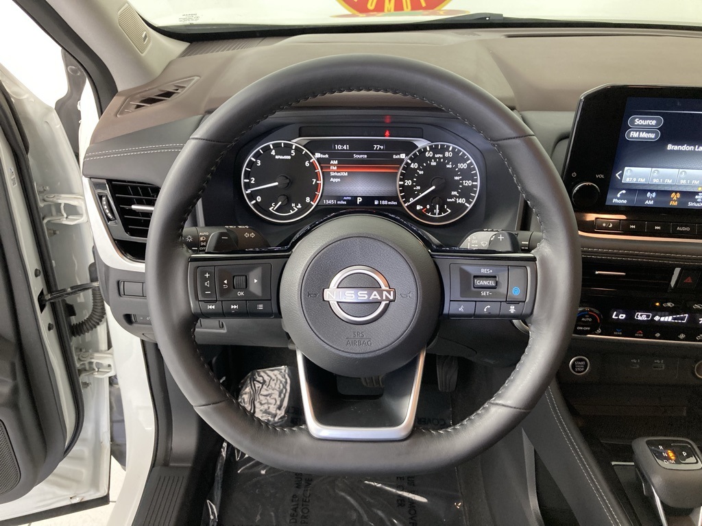 2023 Nissan Rogue SL photo 7