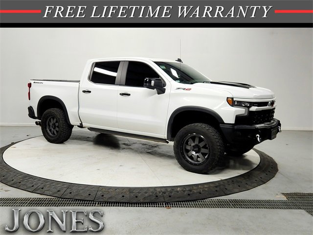 2023 Chevrolet Silverado 1500 ZR2's photo