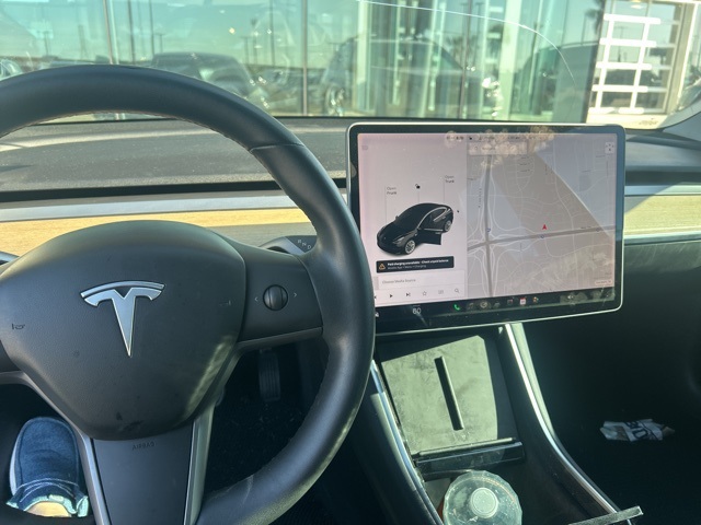 2020 Tesla Model 3 Standard Range Plus photo 11