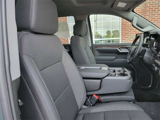 2025 Chevrolet Silverado 1500 LT photo 15