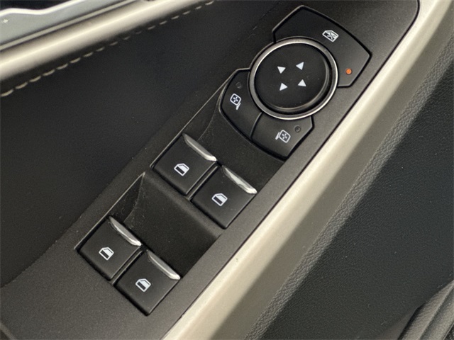 2022 Ford Explorer XLT photo 4