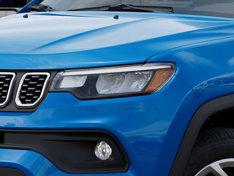 2026 Jeep Compass Latitude photo 3