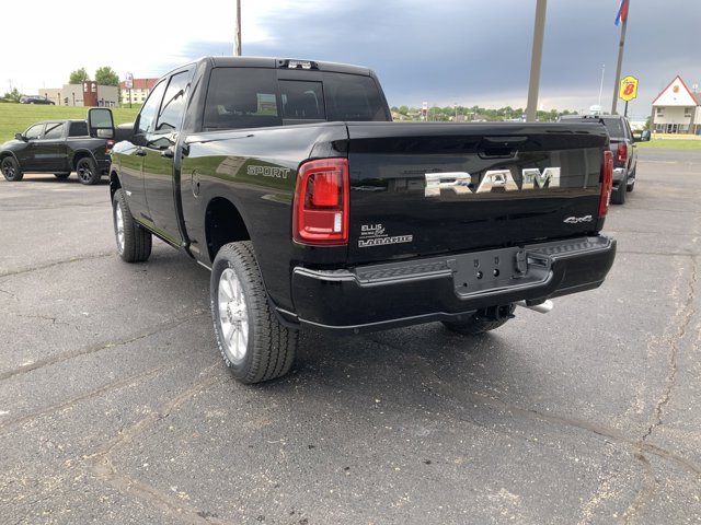 2025 Ram 2500 Laramie photo 4