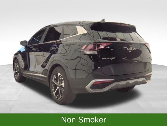 2024 Kia Sportage EX photo 2