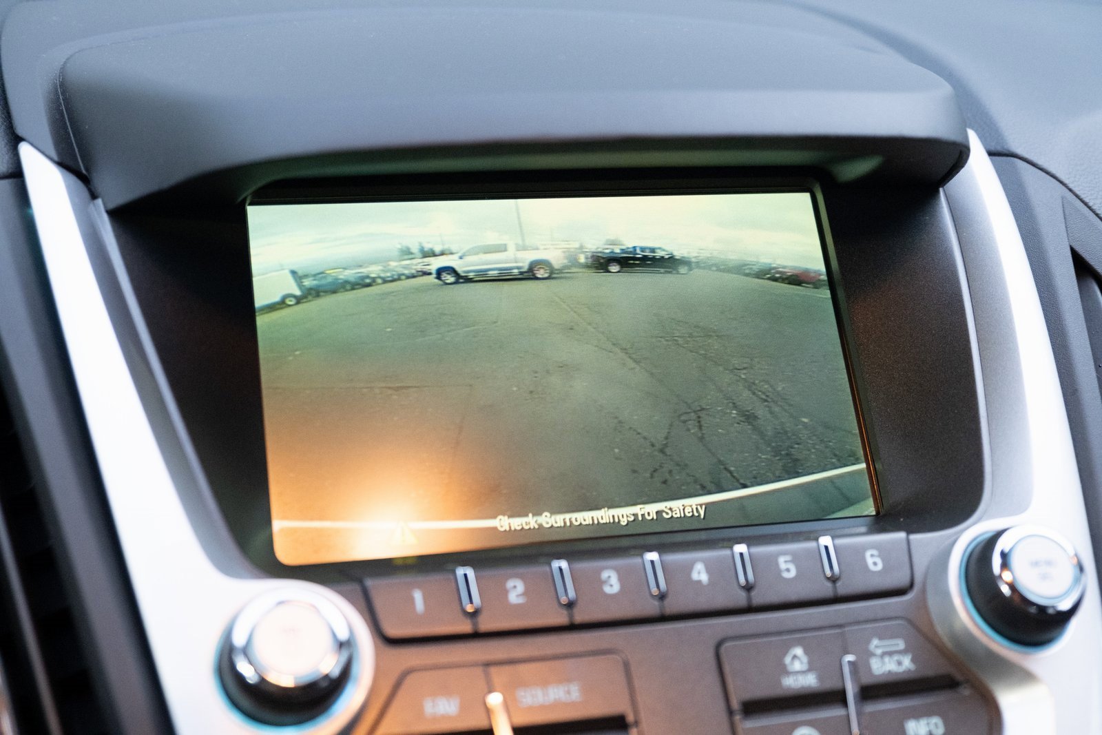 2014 Chevrolet Equinox LT photo 4