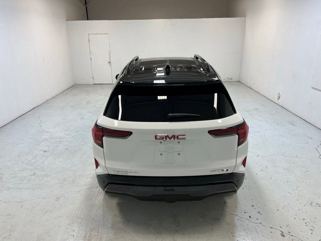 2026 Gmc Terrain AT4 photo 3