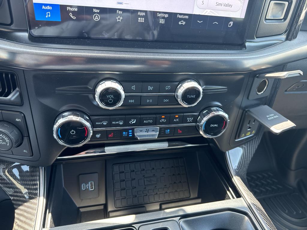 2024 Ford F-150 XLT photo 16